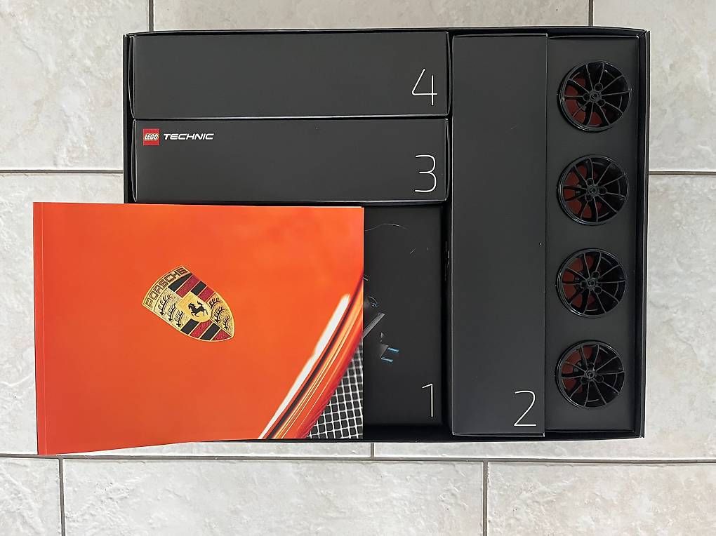 Lego Kit di costruzioni: Lego Technic 42056 Porsche 911 GT3 RS – Usato da Felben-Wellhausen venduto da PeriFel 2