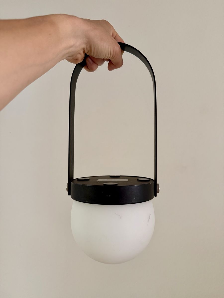 Lampen: LED Designer-Akkuleuchte – Schwarz – Gebraucht aus Zürich von Lemurenfest 1