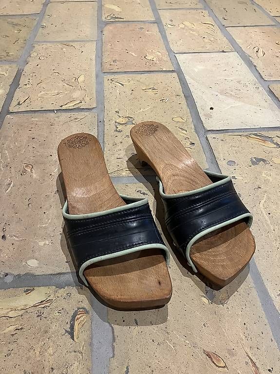 Scarpe da donna: Tokushuu Gr.37 – Usato da Lichtensteig venduto da Beduin