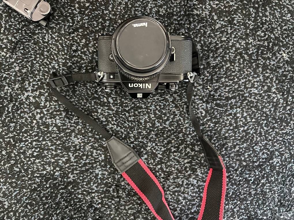 Nikon Kamera: Nikon EM analogica + kit completo – Gebraucht aus Giubiasco von Semmenek 3