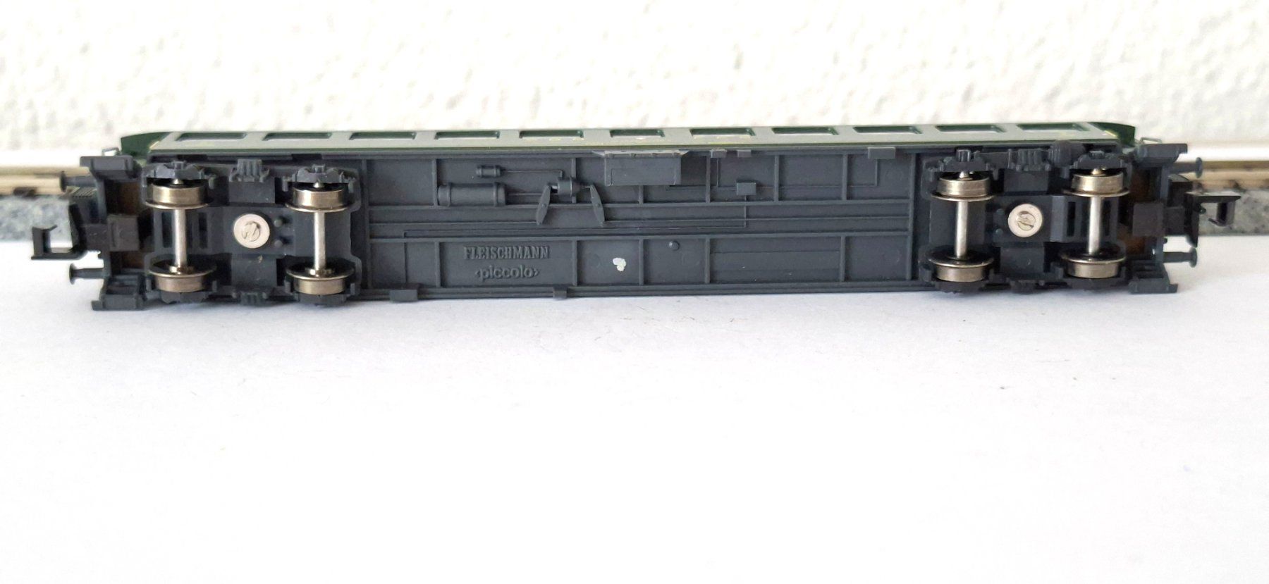 Fleischmann Modellini di ferrovie: Fleischmann SBB Personenwagen – Usato da Biberist venduto da Ntrains 3