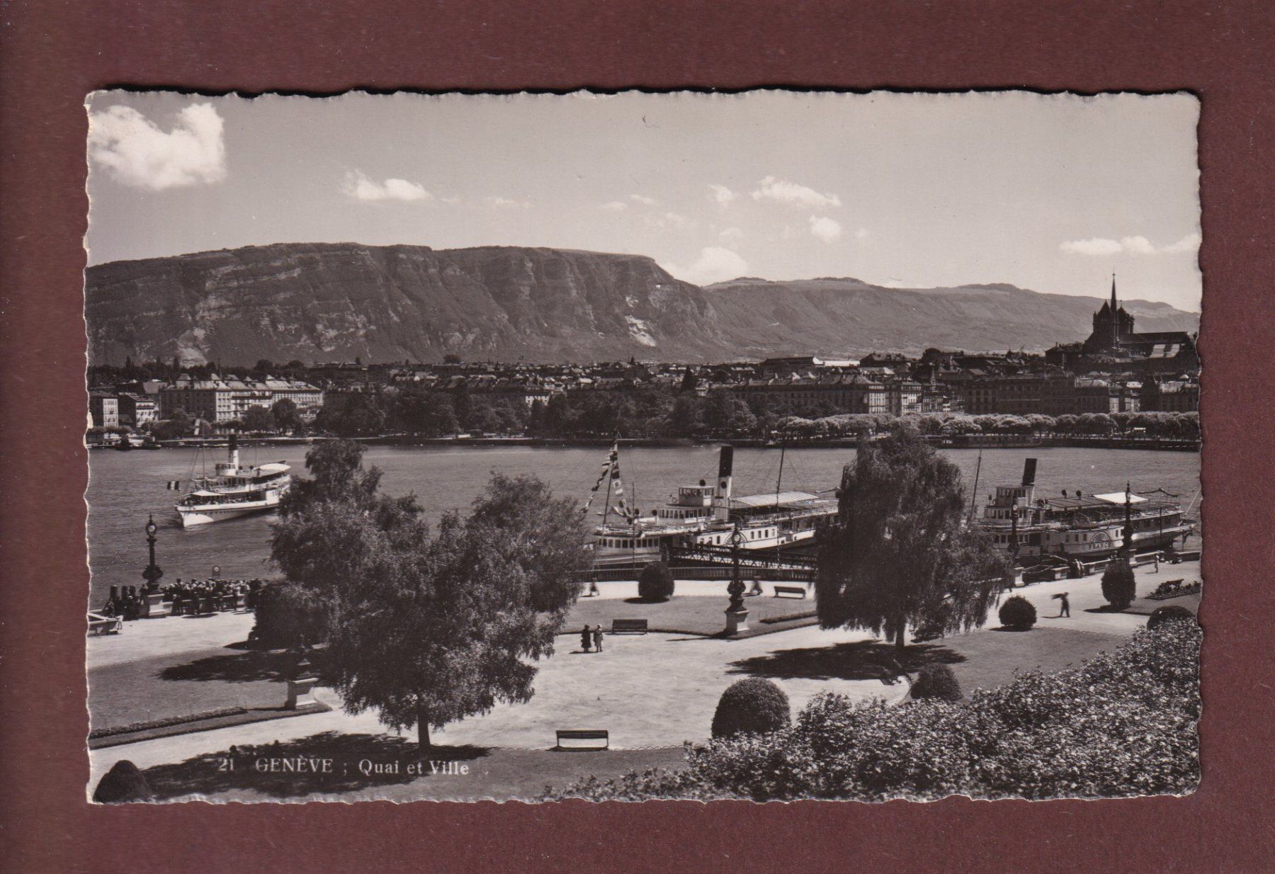 Cartes postales: GENEVE - Rade - Bateaux CGN – D'occasion à Pully par nicecards-shop