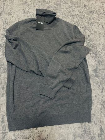 Boss Rollkragenpullover Gr. L neuwertig
