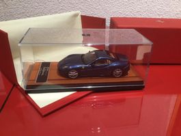 Ferrari California blau / 1:43