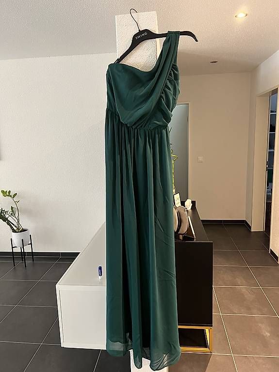 Vestiti: Kraimod Abendkleid  – Usato da Bettlach venduto da Swiss-2016 1