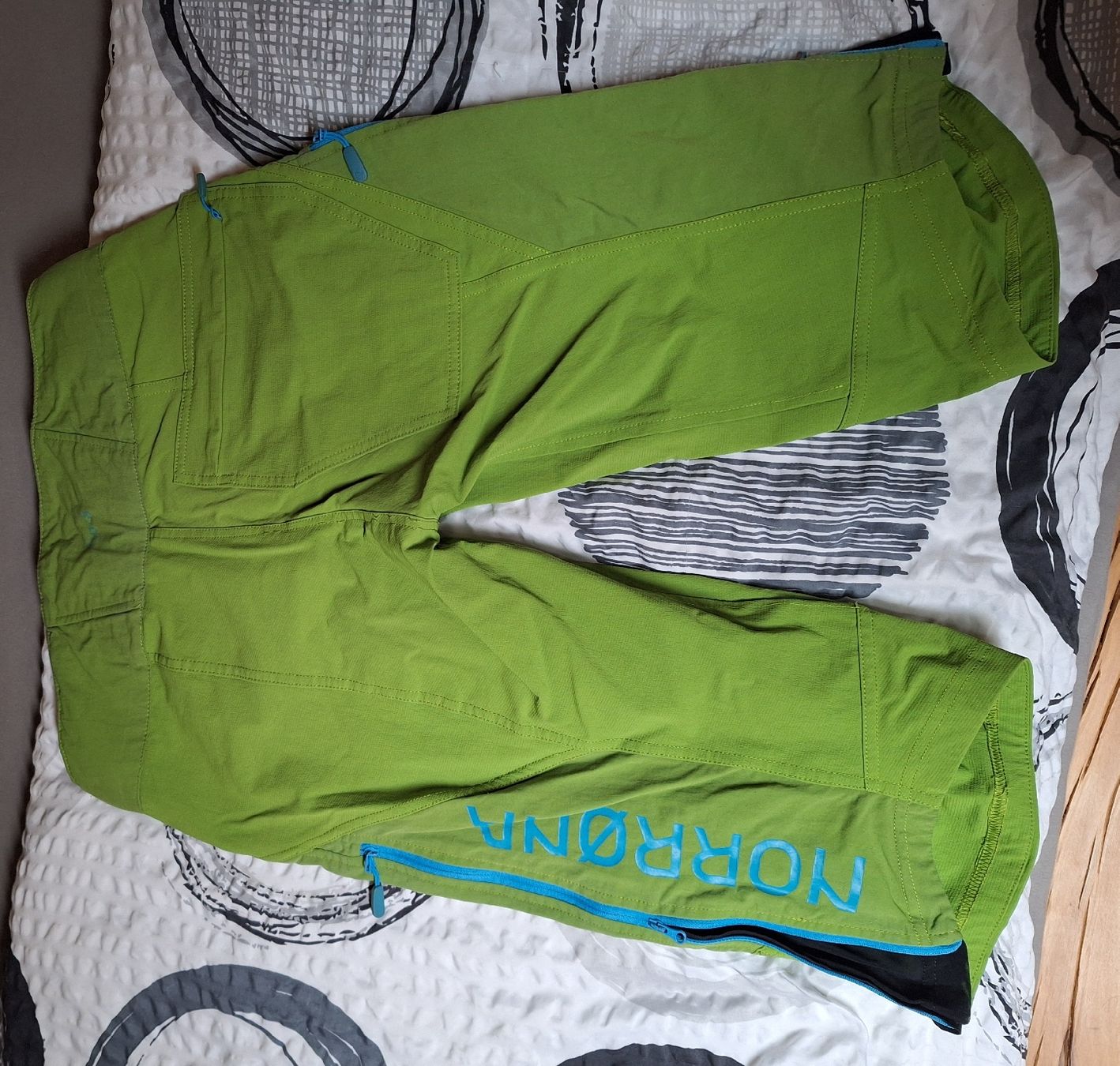 Norrøna Pantalons: Bikeshorts von Norrona  – D'occasion à Uttigen par lunalisa01 1