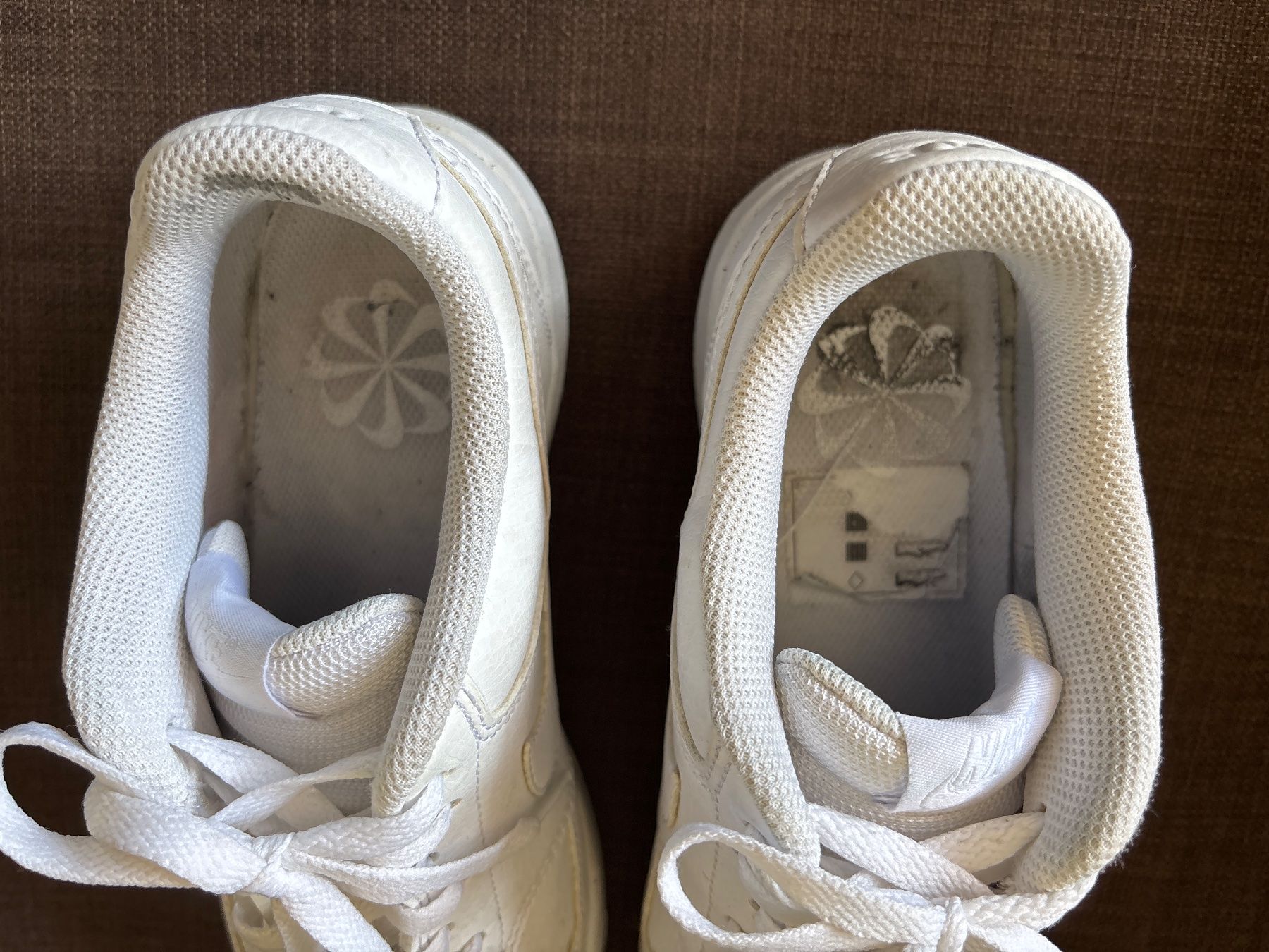 Nike Scarpe da uomo: Nike Sneaker  Gr. 42 – Usato da Genève venduto da Buens4 4