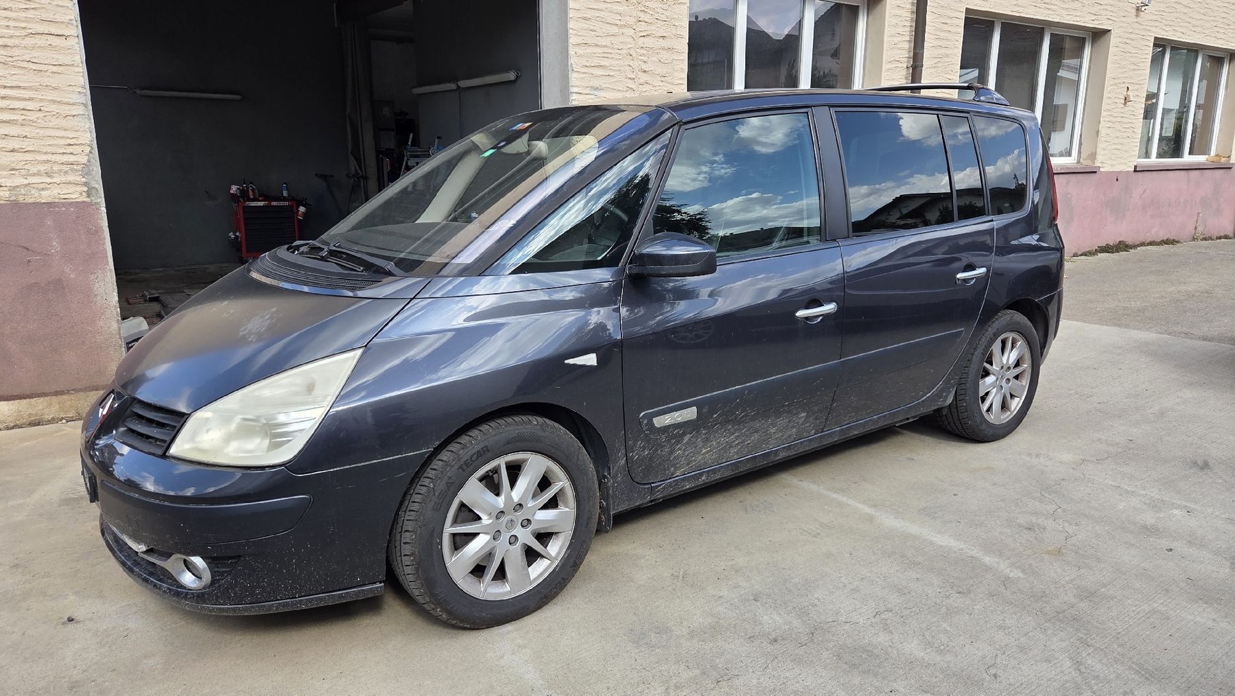 Renault Autos: Renault Espace 2.0T 7 Plätzer für Export oder Teile – Defekt aus Konolfingen von borkenkaefer91 1