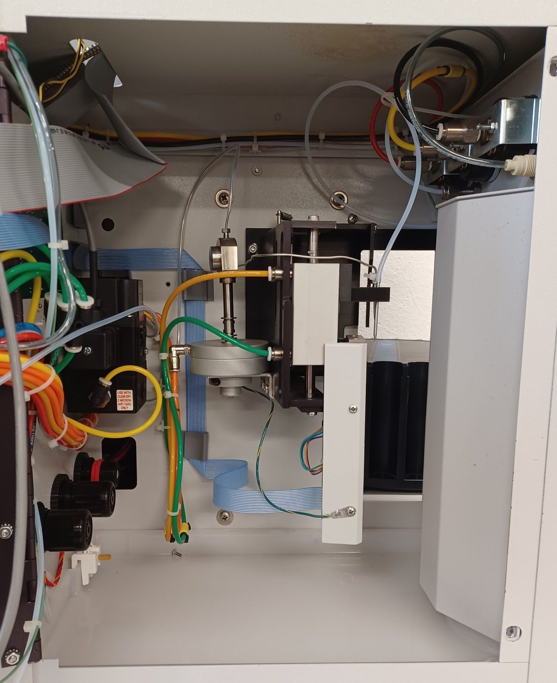 Accessori da laboratorio: Dionex ASE 200 Accelerated Solvent Extractor – Difettoso da Niederdorf venduto da LeptonAG_Labor 7