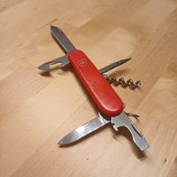 Schweizer Taschenmesser rot (Victorinox) in gutem Zustand
