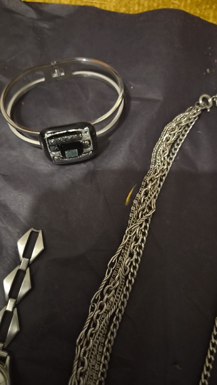 Altri gioielli: Schmuck und Uhren Konvolut  – Usato da Kölliken venduto da MissesBossTop1 4