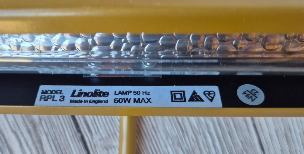 Linolite Wandleuchte aus den 80er Jahren mit 7 Meter Kabel (Gebraucht ...