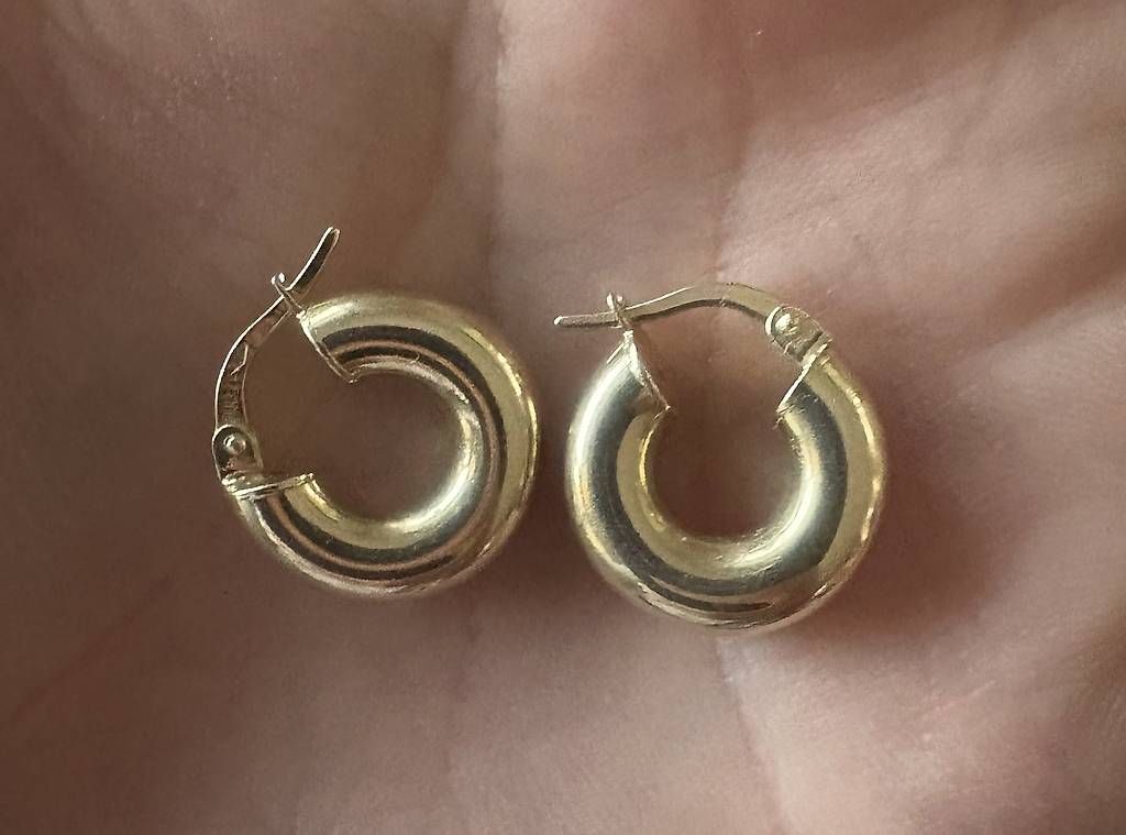 Orecchini pendenti & Orecchini a lobo: Créoles en or jaune 18K – Usato da Lausanne venduto da Lara86
