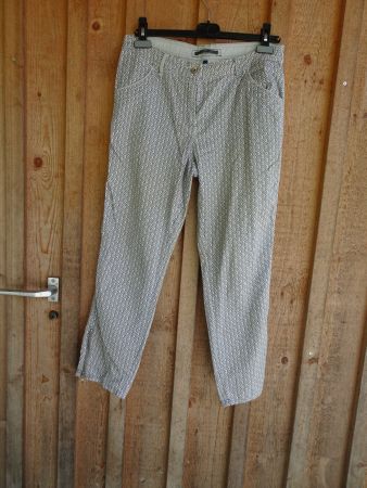 Damen Sommer - Hose von Cecil mit Motiv Gr. M / W31 - M95