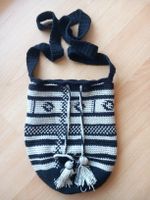 Sac bandoulière en crochet noir et blanc
