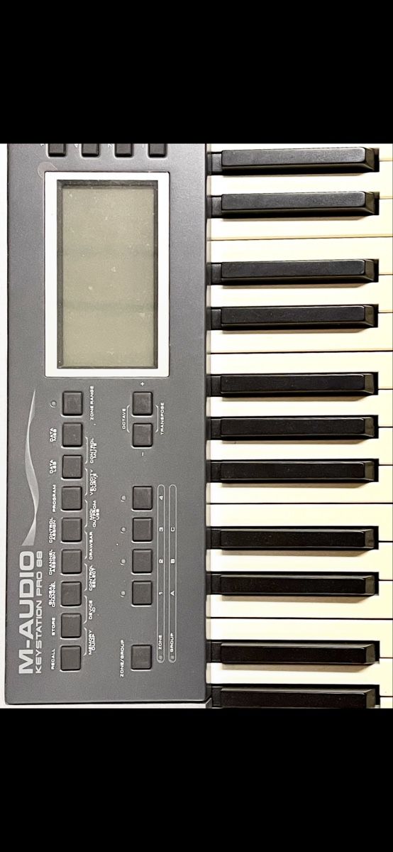 Claviers: Master Keyboard, Keystation pro 88 – D'occasion à Gunzwil par Markus2371 1