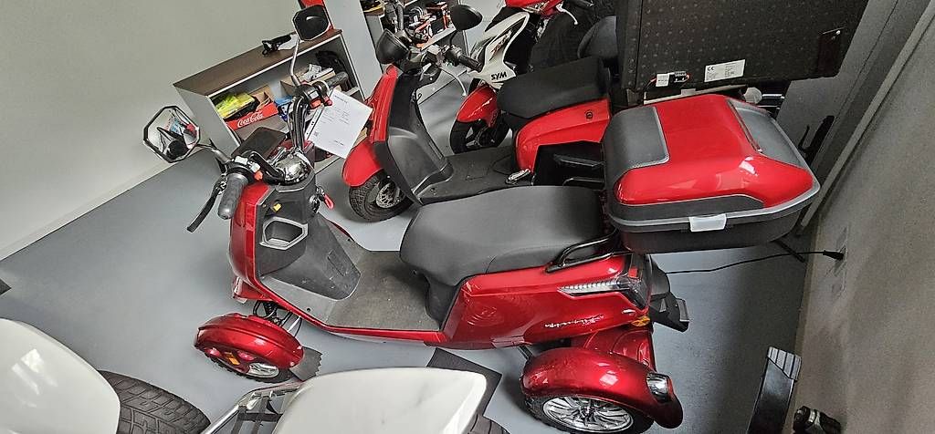 Scooter: Vespino Z4 – Usato da Rivera venduto da Lazzarro 3