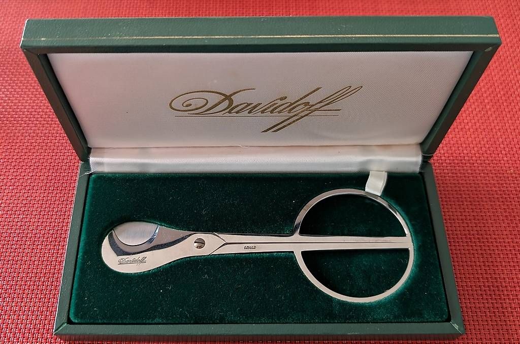 Davidoff Sigari: Davidoff Zigarrenschere – Nuovo (secondo la descrizione) da Zürich venduto da wme_2brc
