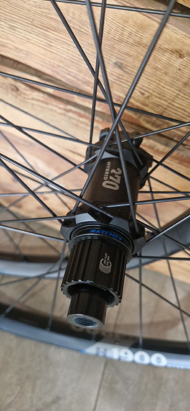 Pezzi di ricambio: Set wheel DT Swiss H1900 29" NEW – Nuovo (secondo la descrizione) da La Roche FR venduto da Local_Bikeshop 1
