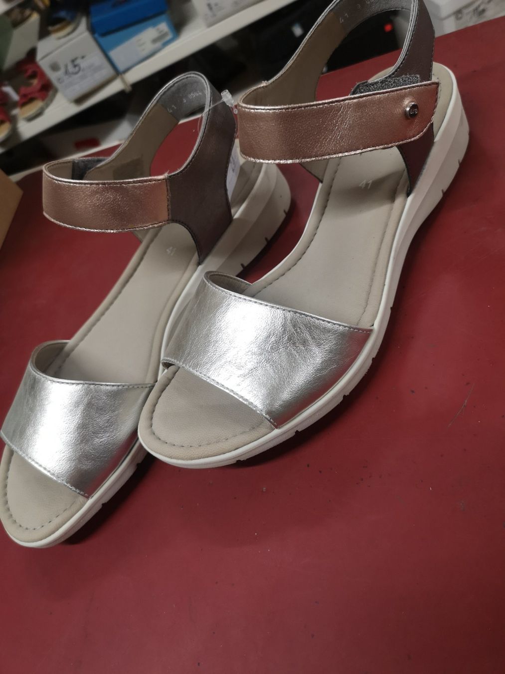 Ara Damenschuhe: Ara – Neu und originalverpackt aus Möhlin von Highwaytom