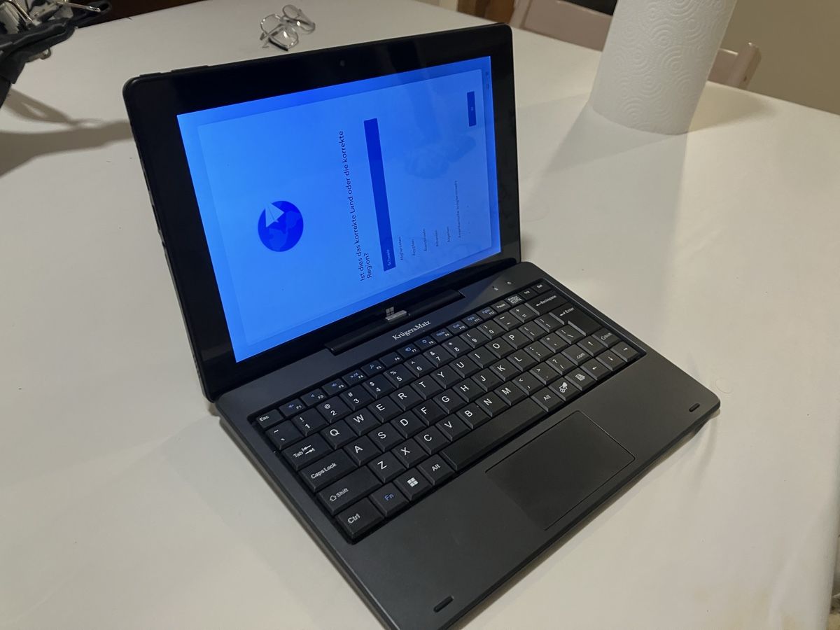 Portables: 2in1 Tablet/Laptop, Windows 11 Pro – Neuf (Voir description) à Grossaffoltern par Foehnfreddy