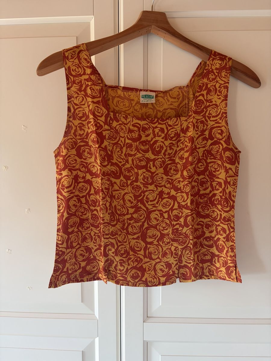 Tops: Alkena Silk Elegant Top – D'occasion à St.Josefen par lop_lh8d 6