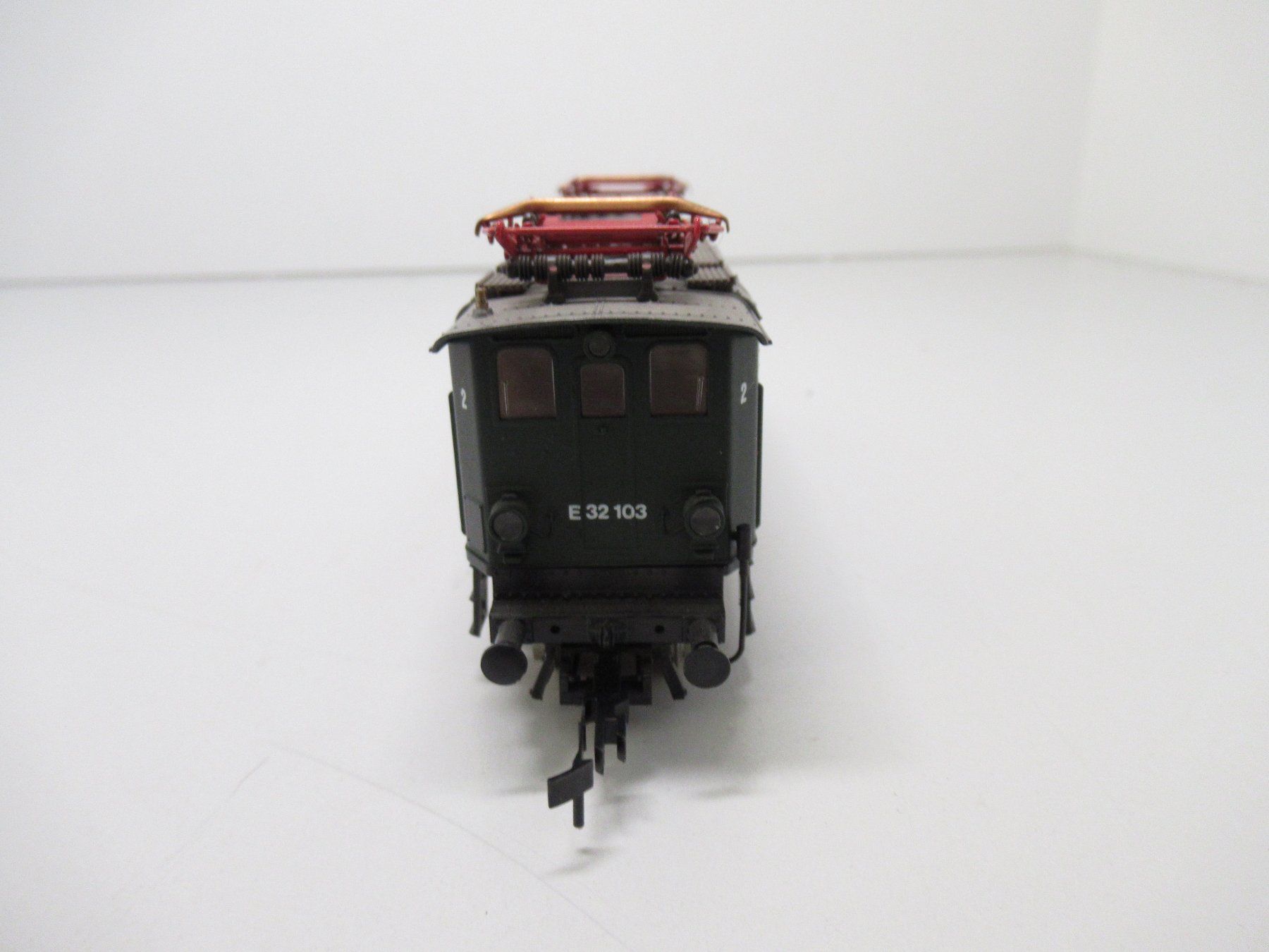 Roco Modellini di ferrovie: Roco 04145S E-Lok E 32 Deutsche Bahn Elektro DC Analog H0 – Usato da Basel venduto da mhmarken 2