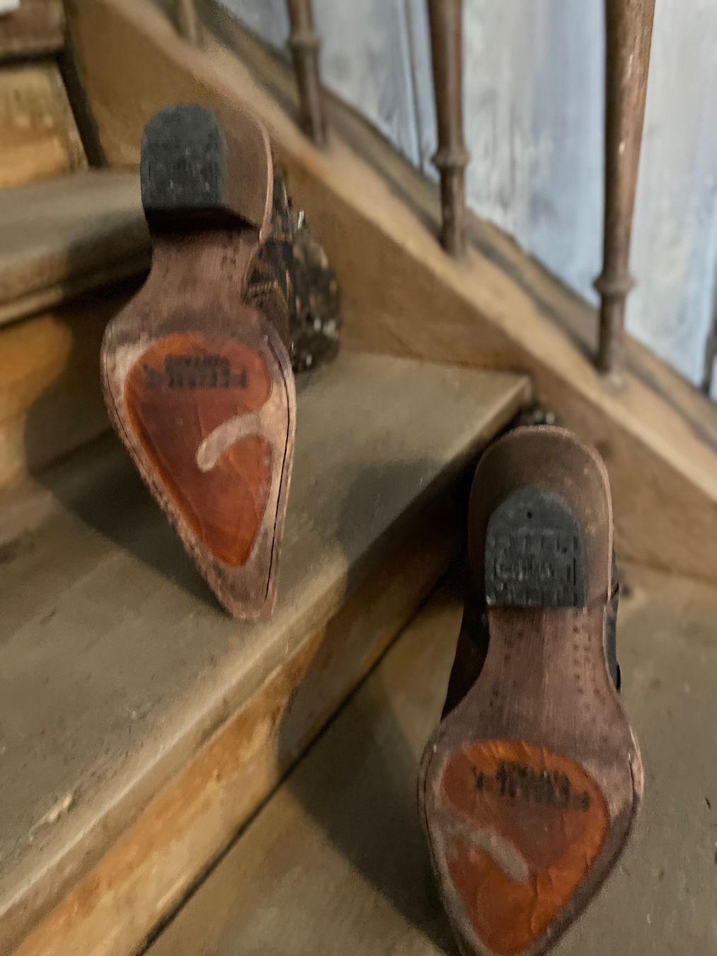 Scarpe da donna: Corral Vintage Damen Boots, Gr. 8 – Usato da Baar venduto da koala9 3