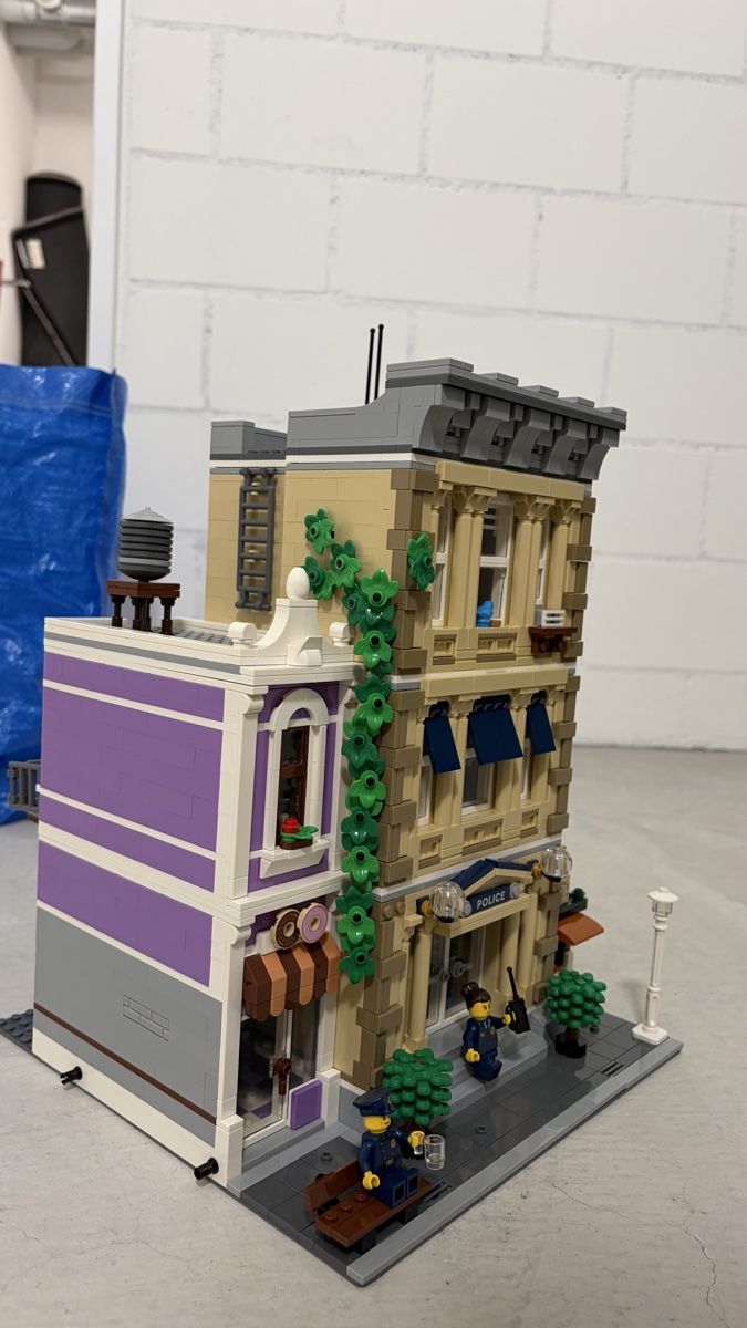 Lego Giocattoli: LEGO 10278 Polizeistation – Usato da Rotkreuz venduto da leo_2zc9 3