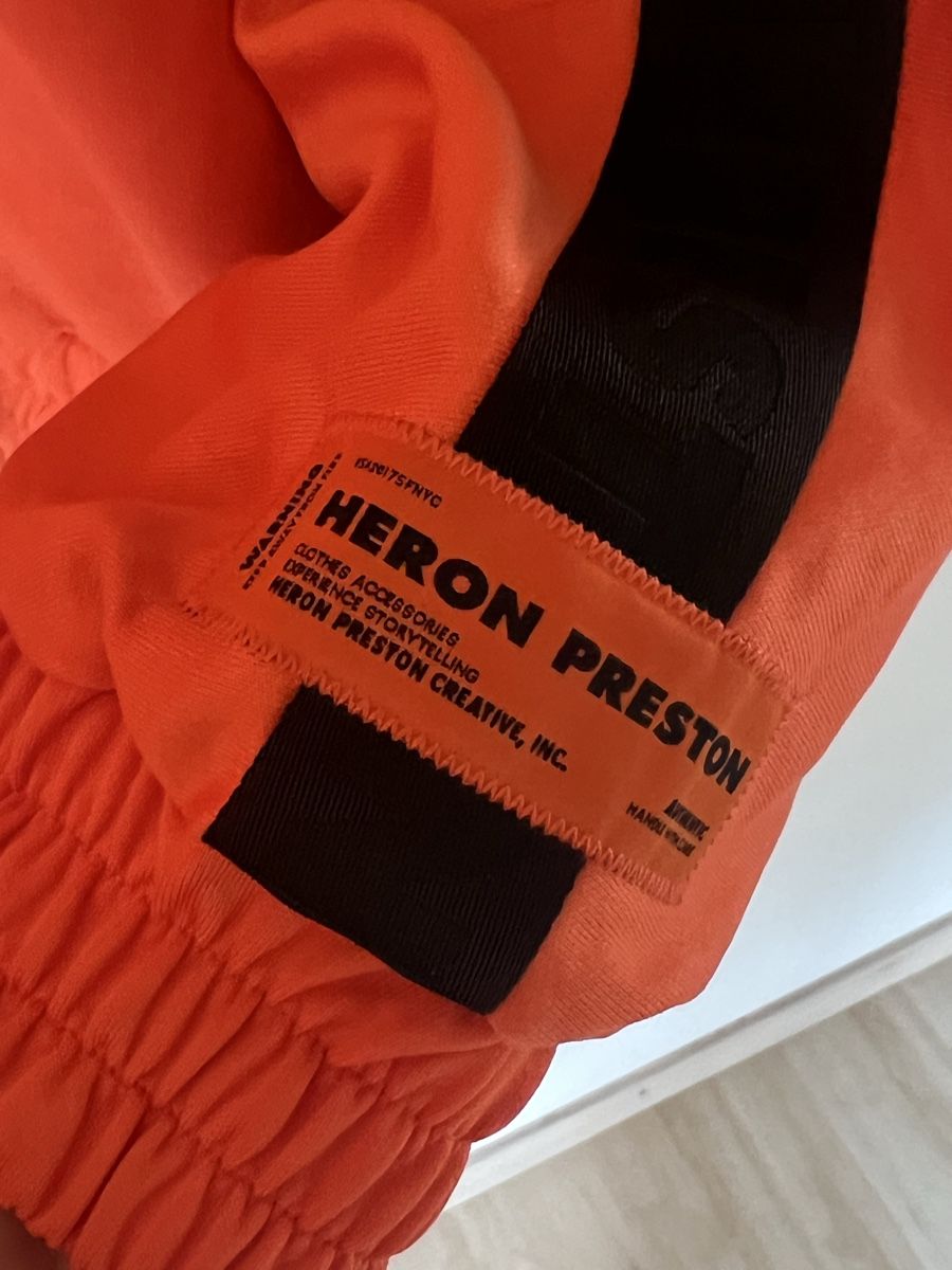 Giacche: Heron Preston Jacke orange/schwarz L – Usato da Bern venduto da BestBrandSeller89 1