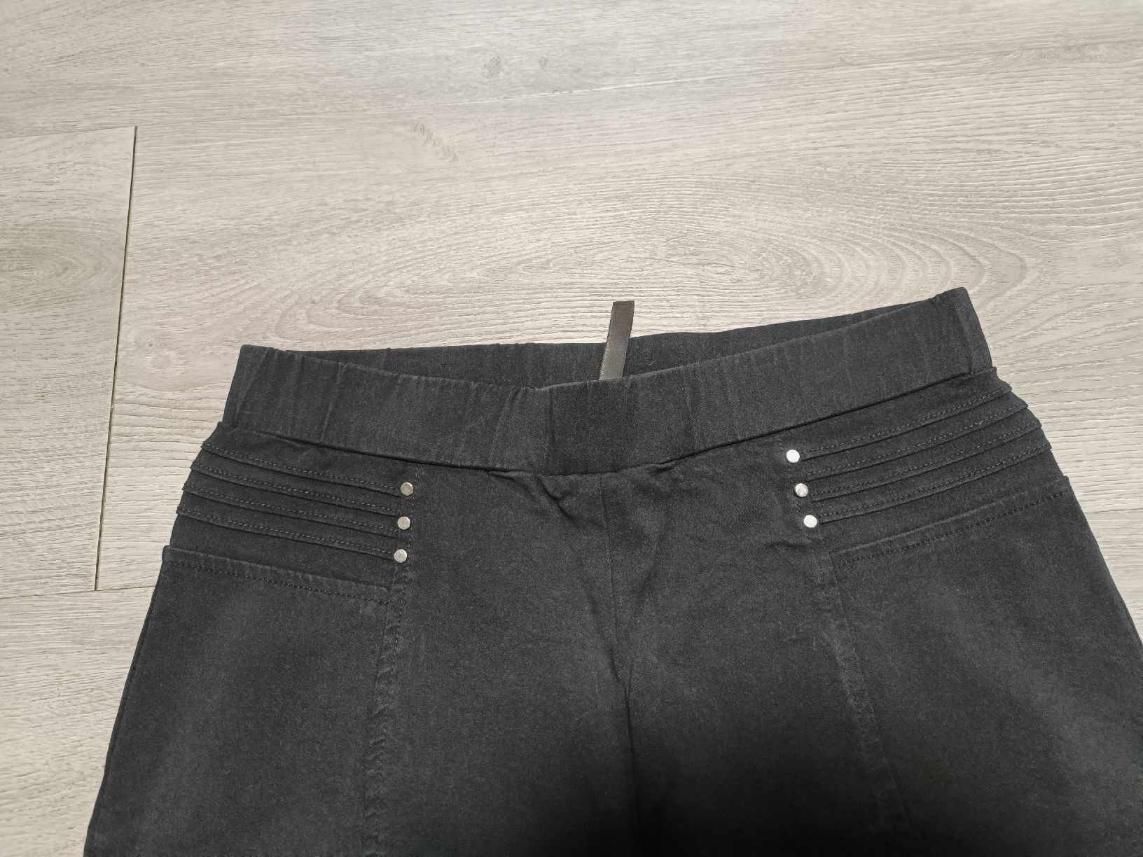 Pantaloni: Elastische Sommerhose NEU M – Nuovo (secondo la descrizione) da Bätterkinden venduto da Elefantenzoo 1