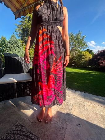 Sommerliches Maxikleid mit tropischem Print, Gr. S