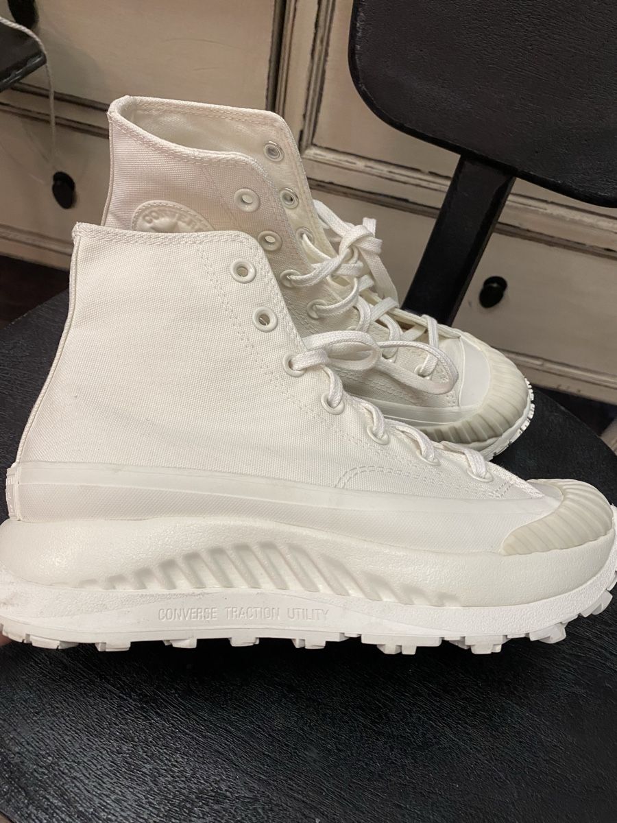 Converse Scarpe da donna: Converse High Sneakers beige 38.5 neu! – Nuovo (secondo la descrizione) da Büron venduto da Coerner 1