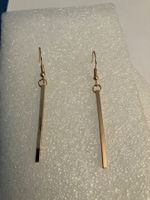 Modeschmuck, Goldfarbene Ohrhänger, Stifte, 6 cm lang