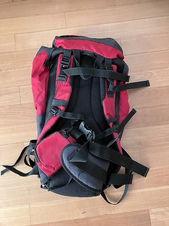 Hi-Tec Zaini: Trekking Rucksack / Wanderrucksack – Usato da lyss venduto da 19810 1