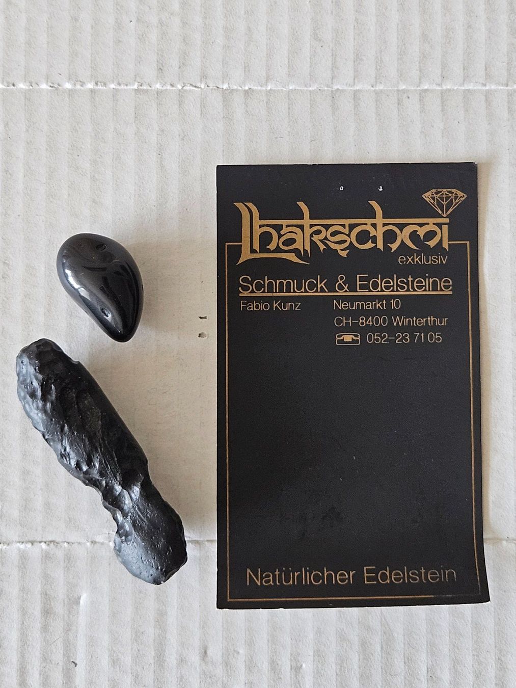 Minerali & Pietre curative: Tektit Indochinit Einschlag Meteorit 20g Meteoriteneinschlag – Usato da Kloten venduto da Euroasia 5