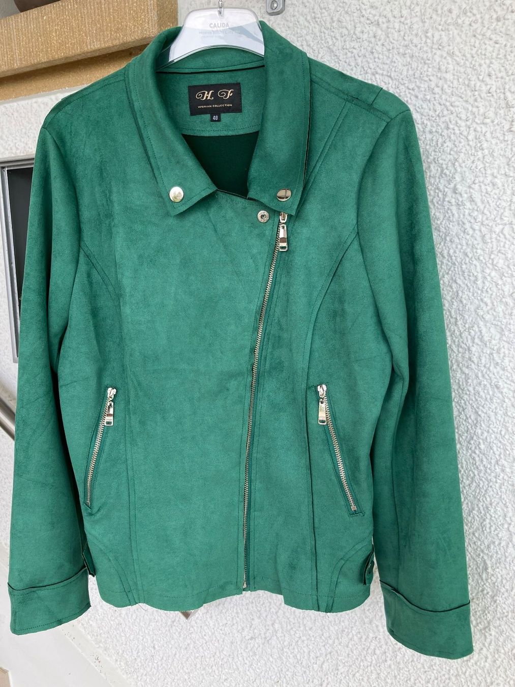 Vestes: Blouson aspect velours – Neuf (Voir description) à Cortaillod par car_f6v6 2