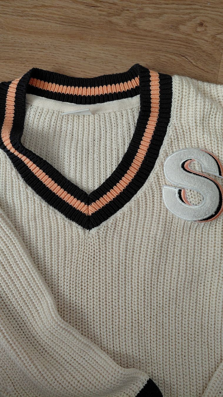 S.Oliver Maglioni & Felpe: s.Oliver Long-Pullover creme V-Ausschnitt Grösse 152-164 – Usato da Ermatingen venduto da Samea 3