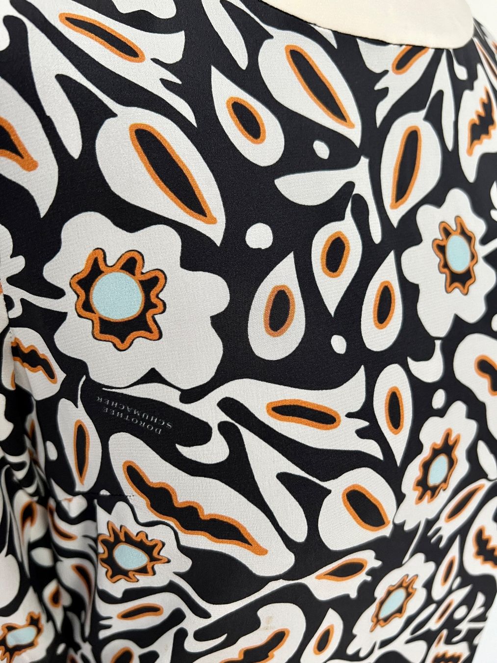 Dorothee Schumacher Kleider: Seidenkleid von Schumacher Gr. 36 – Neu (gemäss Beschreibung) aus Binningen von criss-cross 5