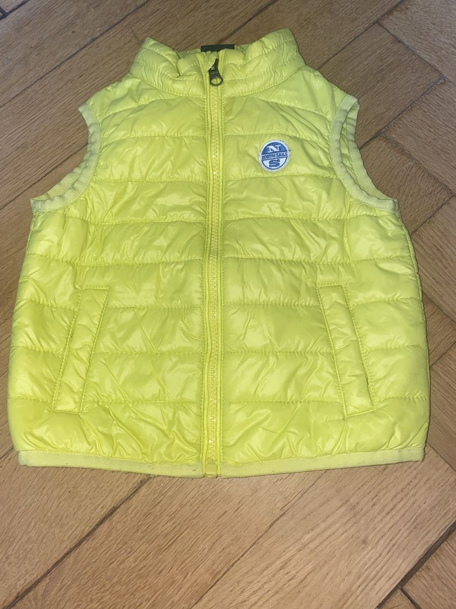 Altro abbigliamento per bambino: Gilet Gr. 92 – Usato da Bern venduto da Elisa64