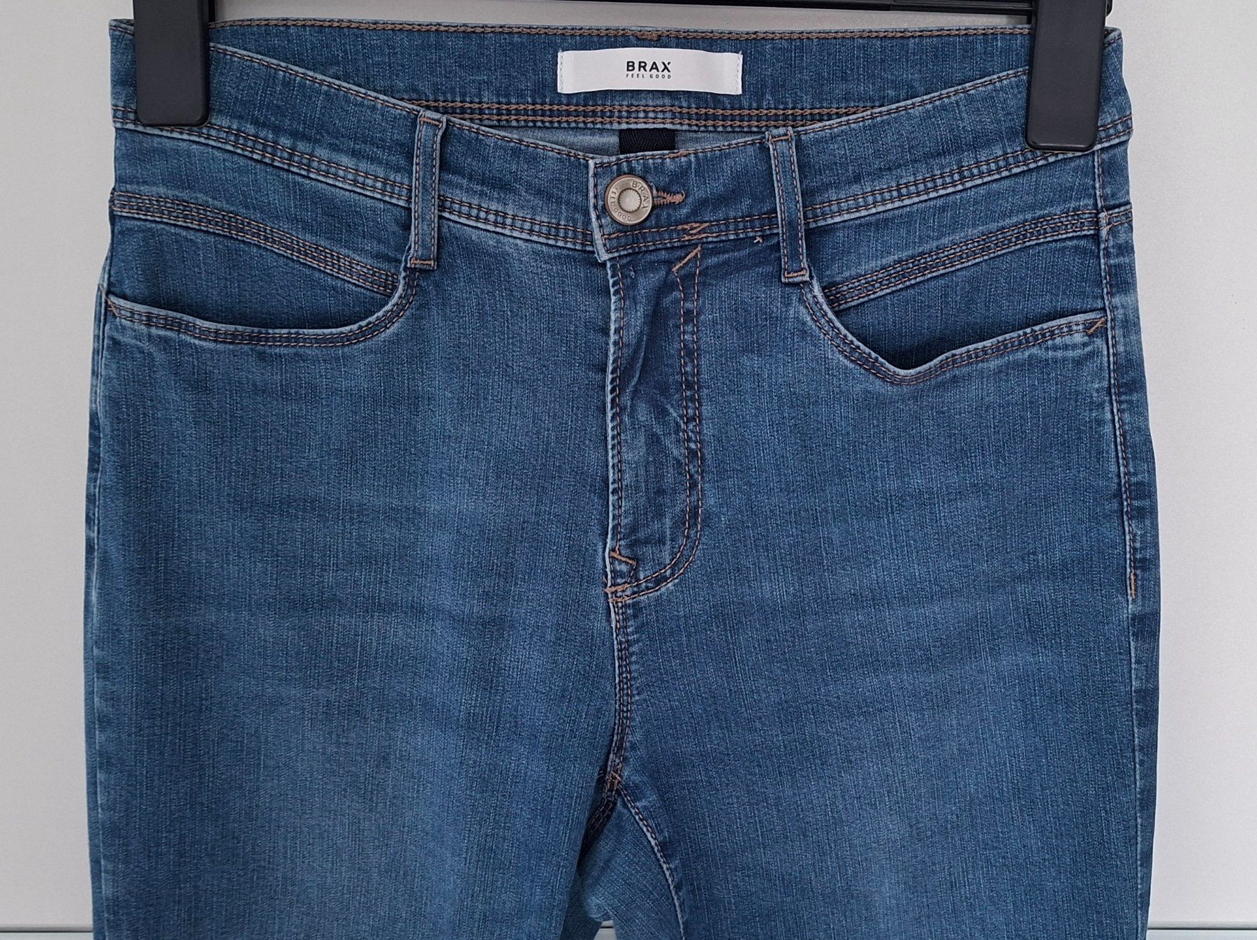Brax Jeans: Damenjeans Brax Grösse 36 – Usato da Feuerthalen venduto da kigo87 1