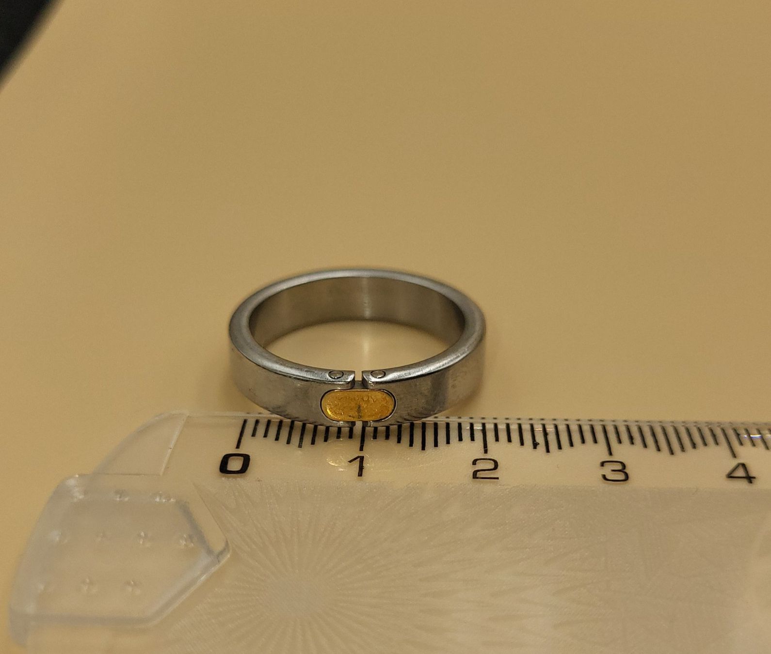 Anelli: 18 Karat Gold/Stahl Ring – Usato da Wald ZH venduto da SwissPawnshop