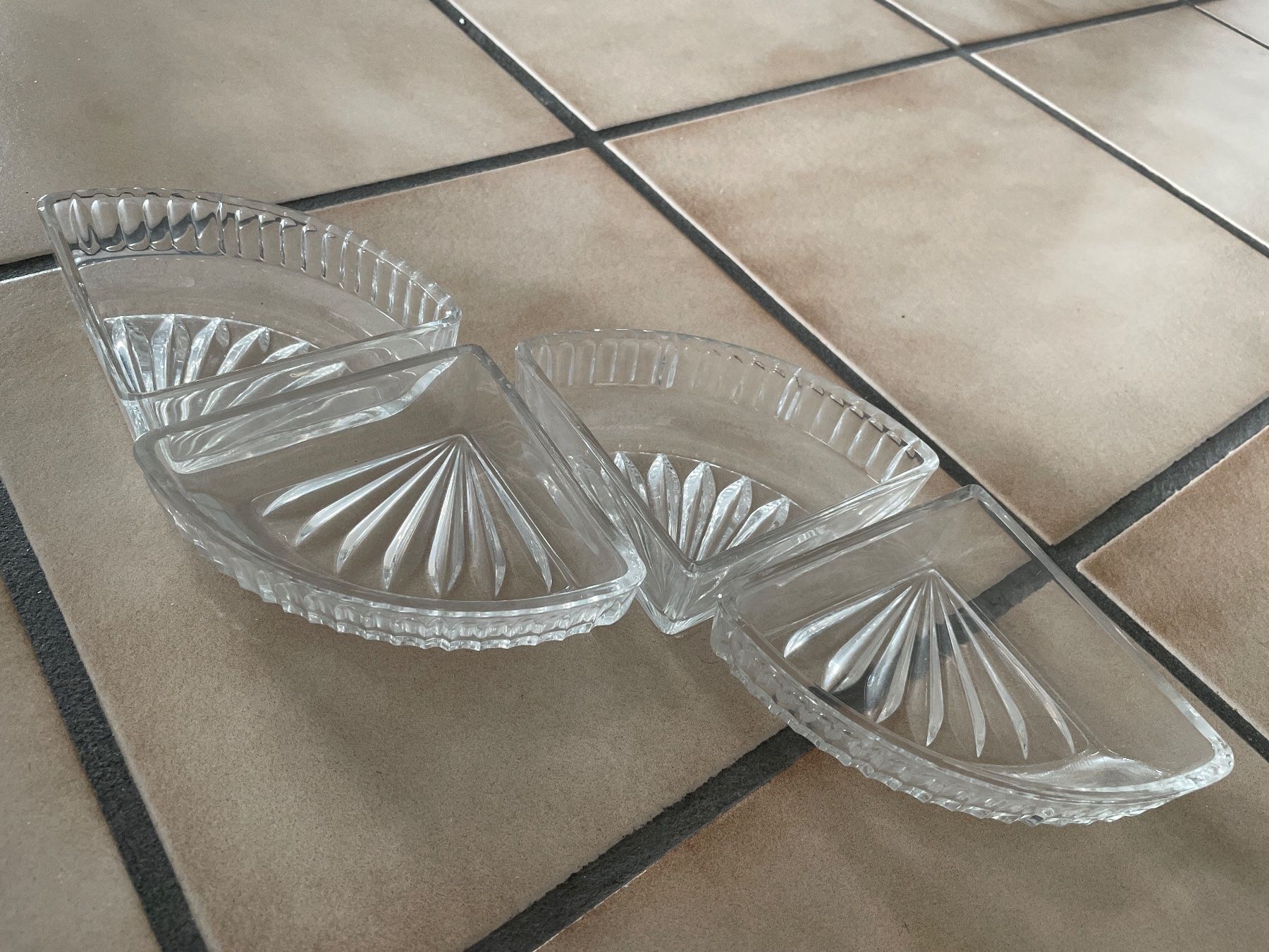 Schalen: 4 Glasschalen für Snacks – Gebraucht aus Zürich von plumita 2