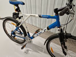 GT Mountainbike Tempest Stöckli Bike, Top Zustand!