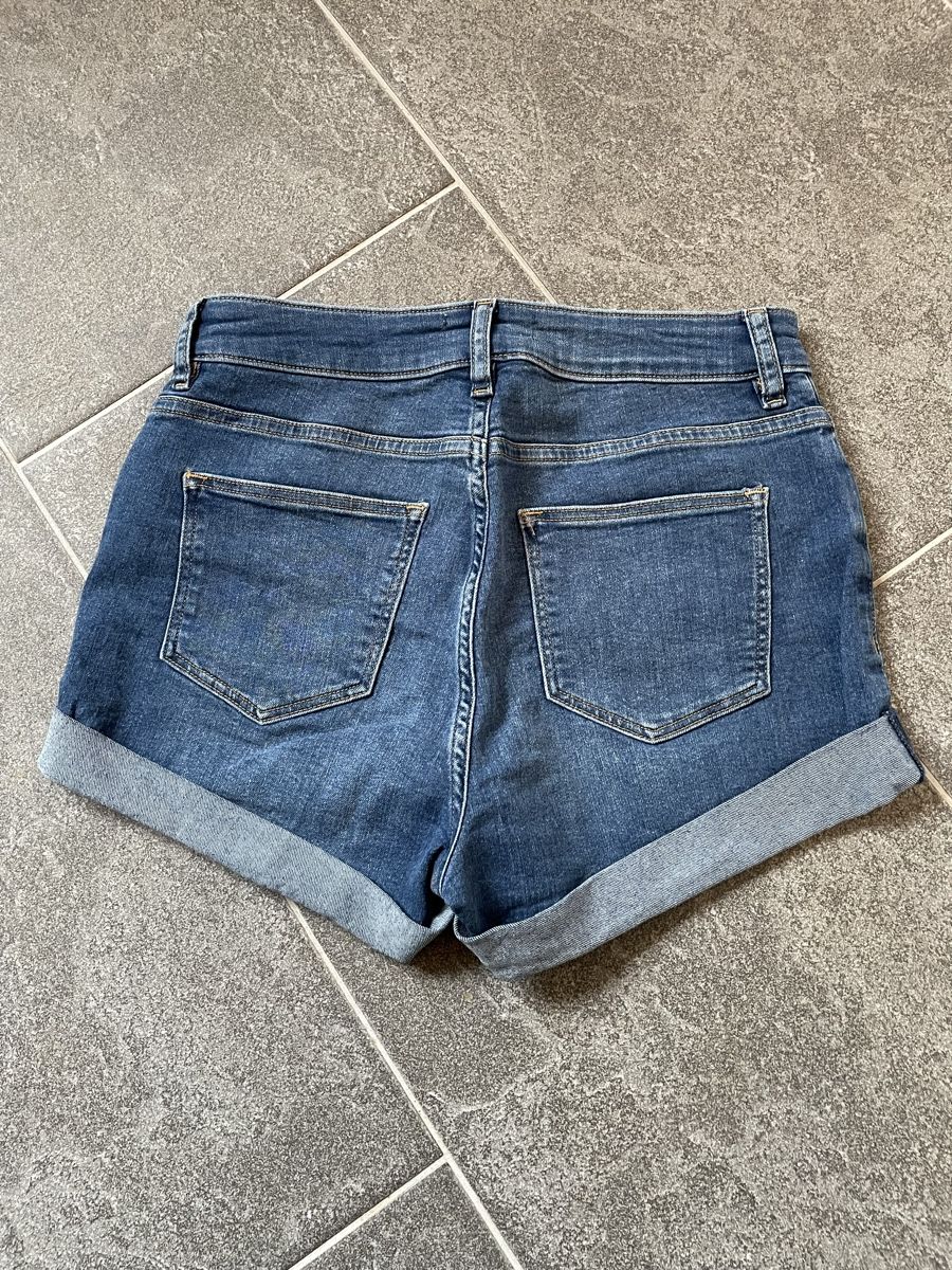 Pantalons: Kurze Hose – Neuf (Voir description) à Böttstein par nco_gbz9 1