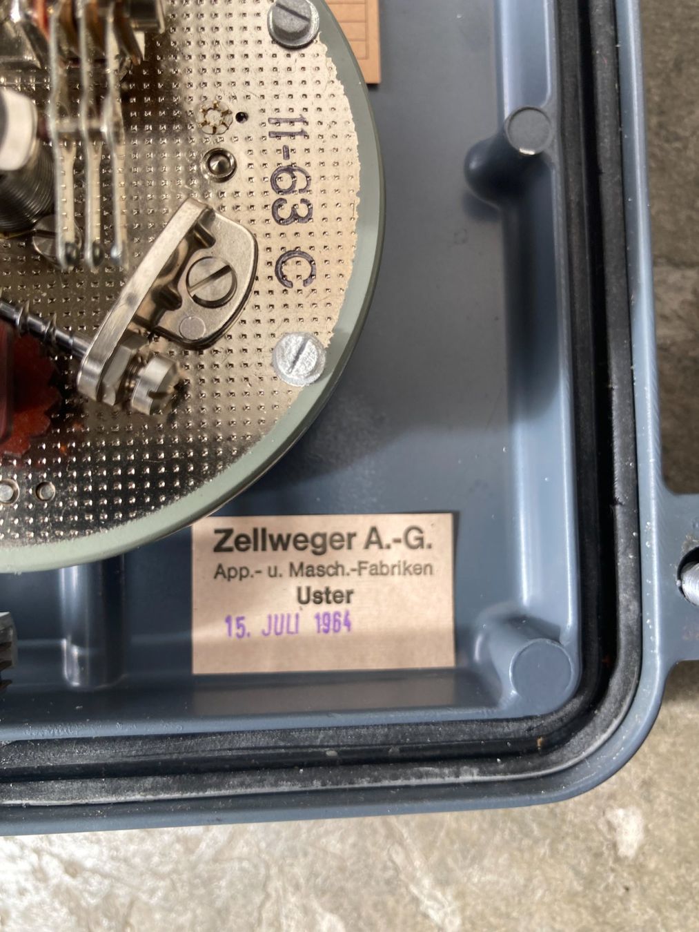 Telefone: Altes Wandtelefon, ex CH Armee? – Gebraucht aus Filzbach von Sugi7 3