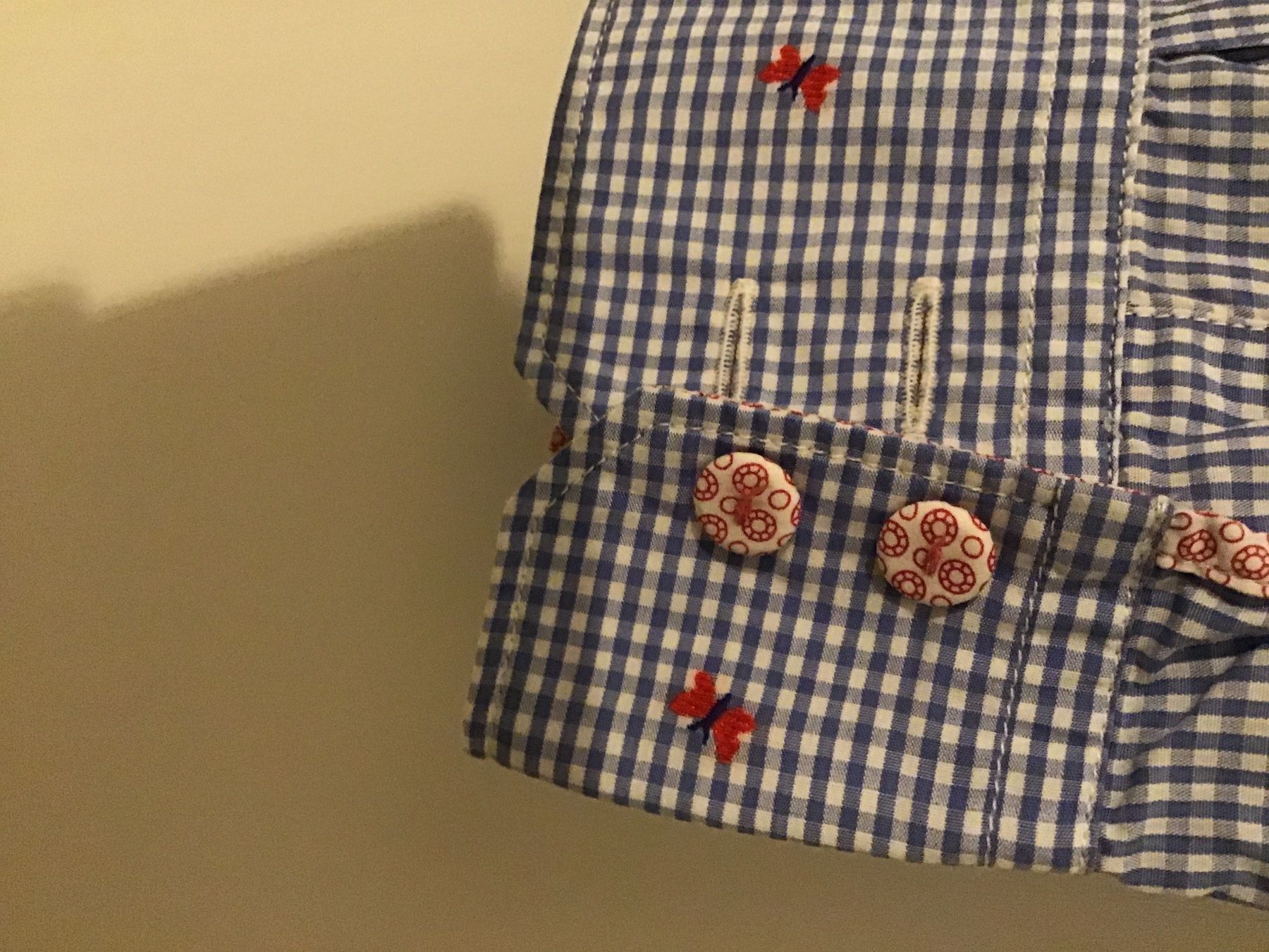 Robert Friedman Camicette: ROBERT FRIEDMAN BLUSE GR. S kariert mit Schmetterlingen – Nuovo (secondo la descrizione) da Glattfelden venduto da ire_w6h2 4