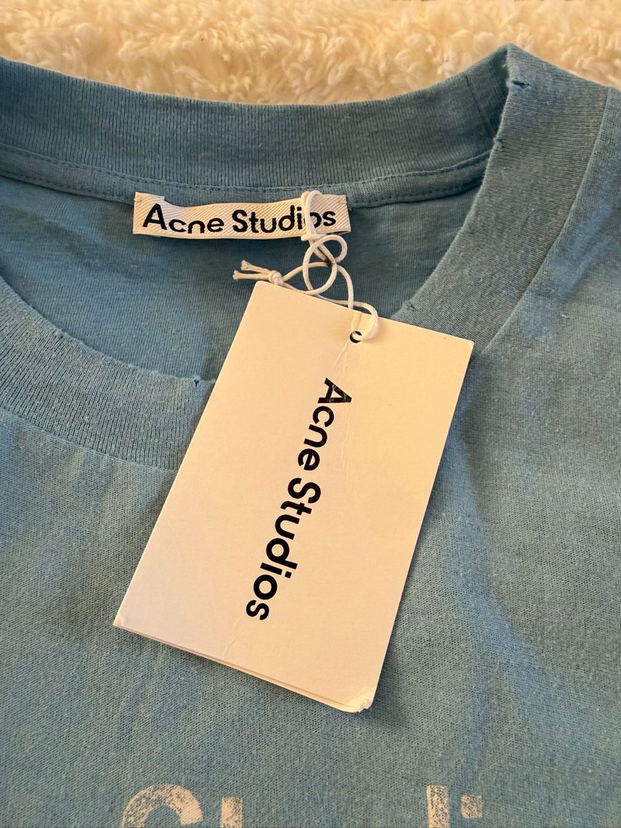 Acne Studios T-shirt: Acne Studios Tshirt Babyblau – Nuovo (secondo la descrizione) da Lachen SZ venduto da mima41 2