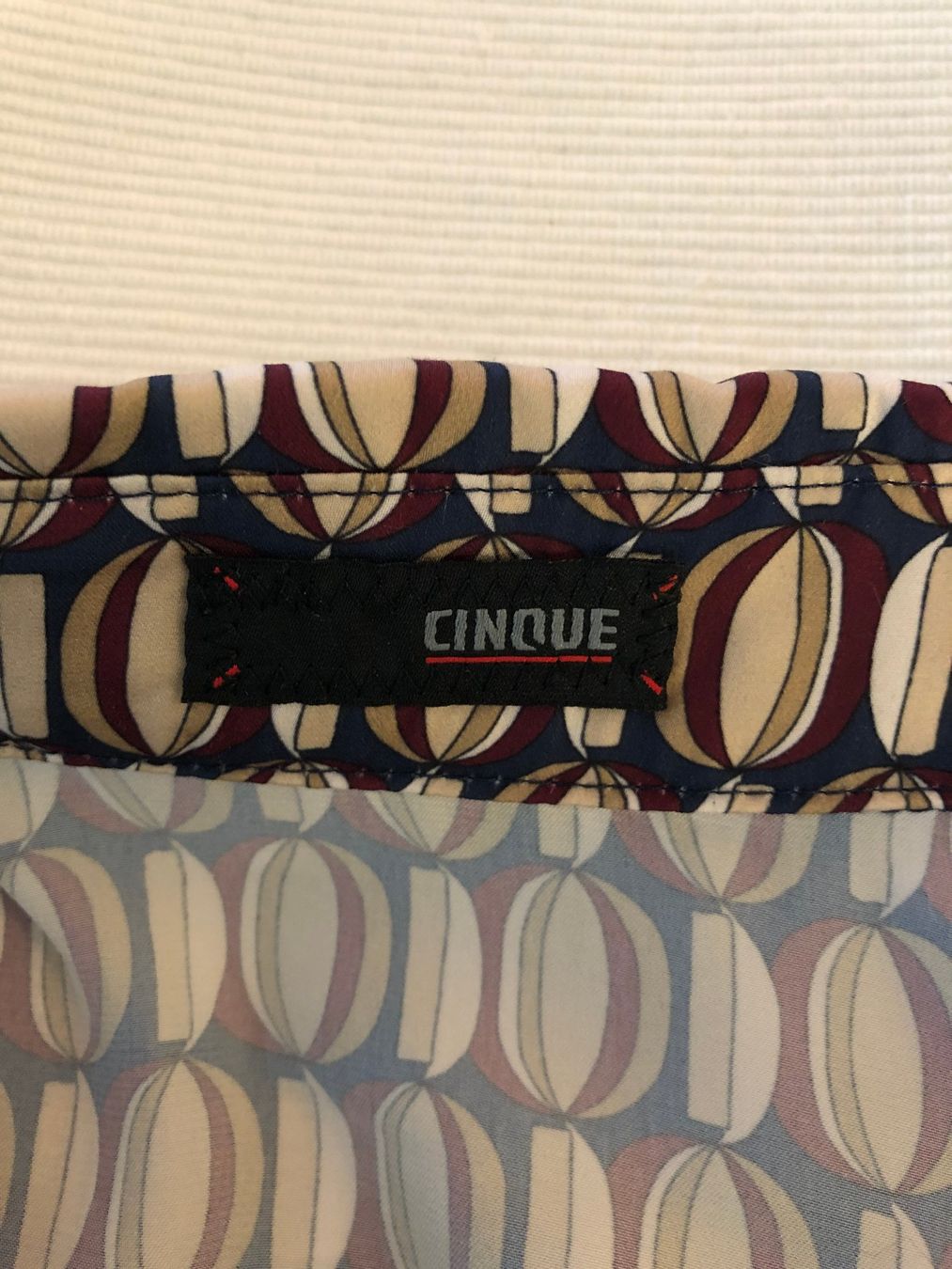 Cinque Camicette: Cinque Bluse Gr. 36, neuwertig, mit Retro Muster – Usato da Berg am Irchel venduto da Zweiti_Chance 5