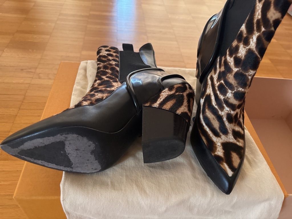 Louis Vuitton Scarpe da donna: LOUIS VUITTON Stiefeletten – Nuovo (secondo la descrizione) da Zurich venduto da MX1000 6